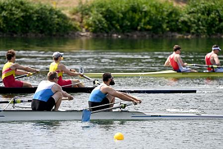 Erfolgreiches Triple-Wochenende für den Siegburger Ruderverein in Krefeld